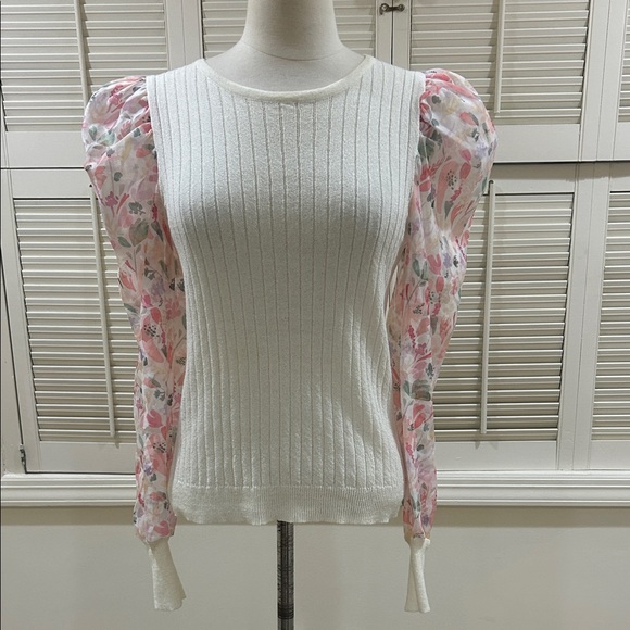 New Fate Floral Sleeve Ribbed Knit Top - Picture 2 of 9